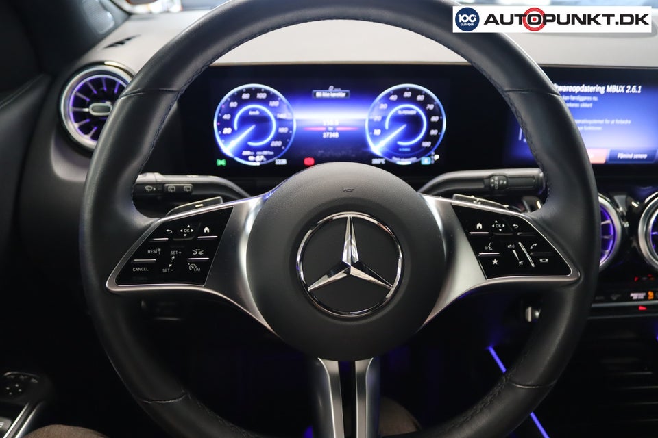 Mercedes EQA300 Progressive 4Matic 5d