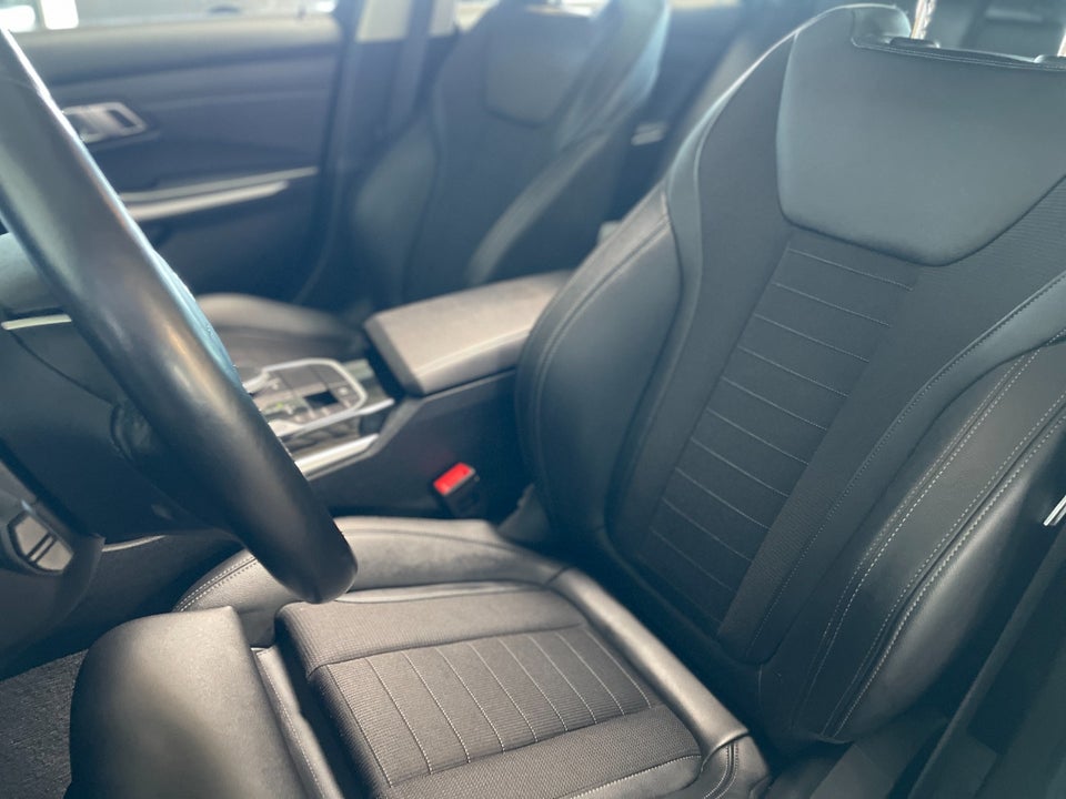 BMW 330e 2,0 Touring Sport Line aut. 5d