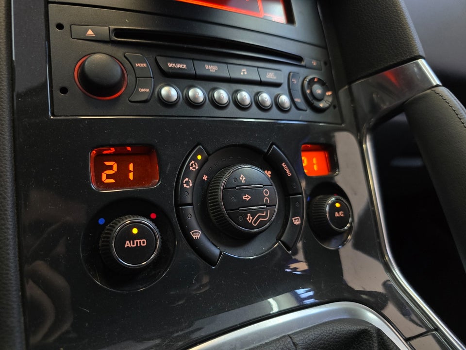 Peugeot 3008 2,0 HDi 150 Active Van 5d