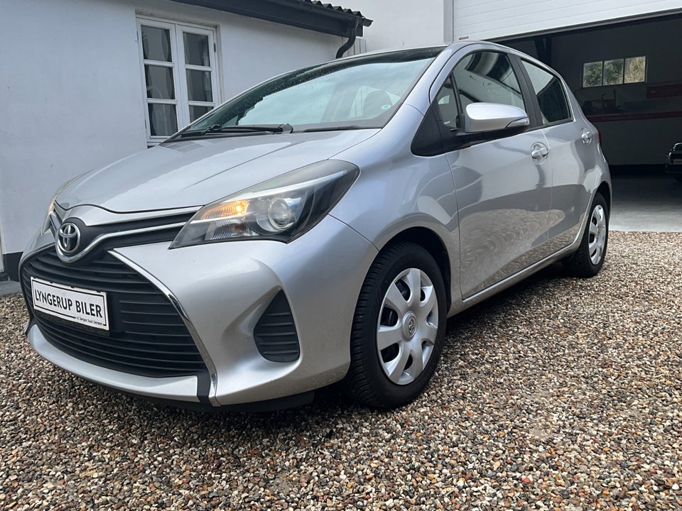 Toyota Yaris 1,0 VVT-i T2 Komfort 5d
