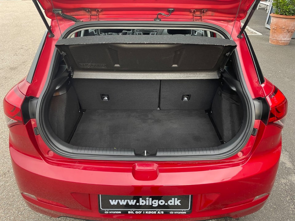 Hyundai i20 1,25 Passion 5d