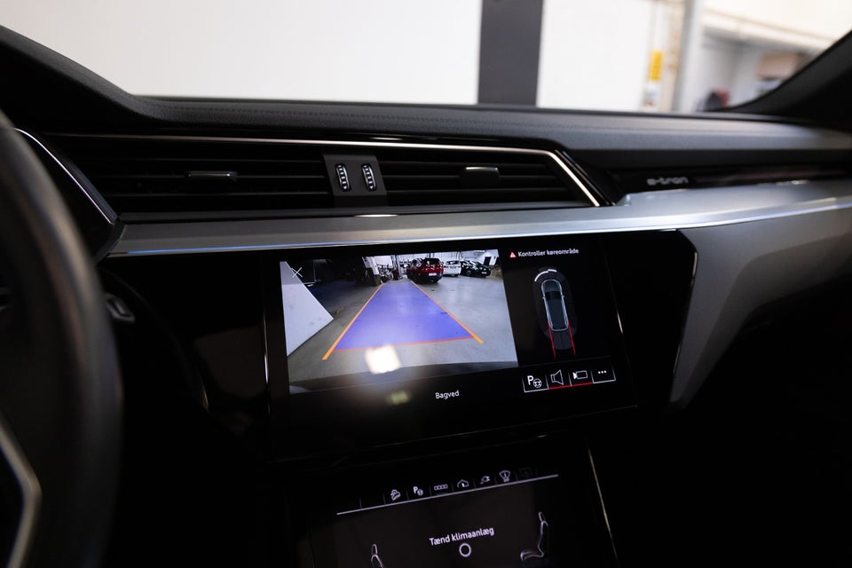 Audi e-tron 55 S-line quattro 5d
