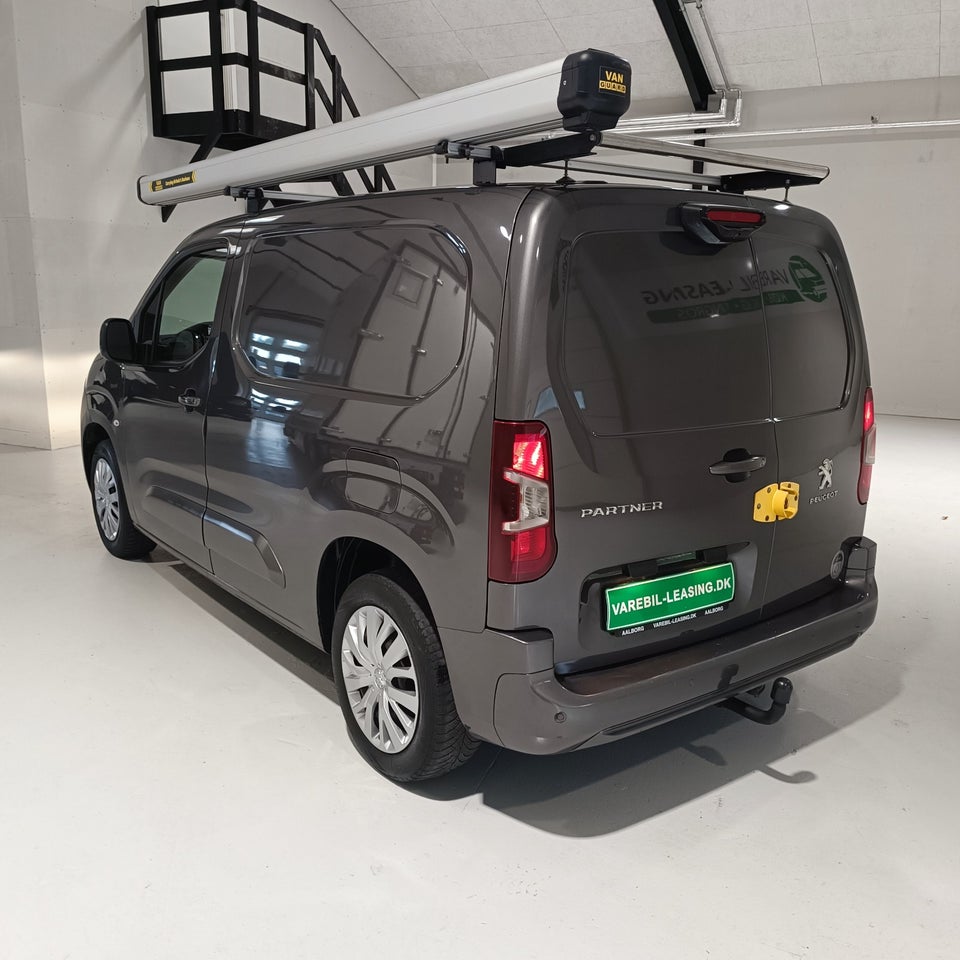 Peugeot Partner 1,5 BlueHDi 130 L1V1 Ultimate EAT8 Van