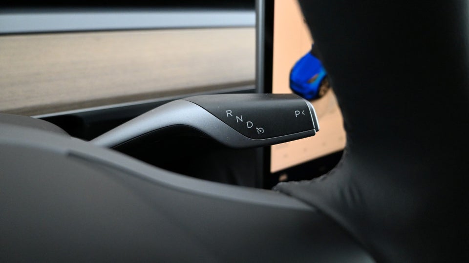 Tesla Model Y RWD 5d