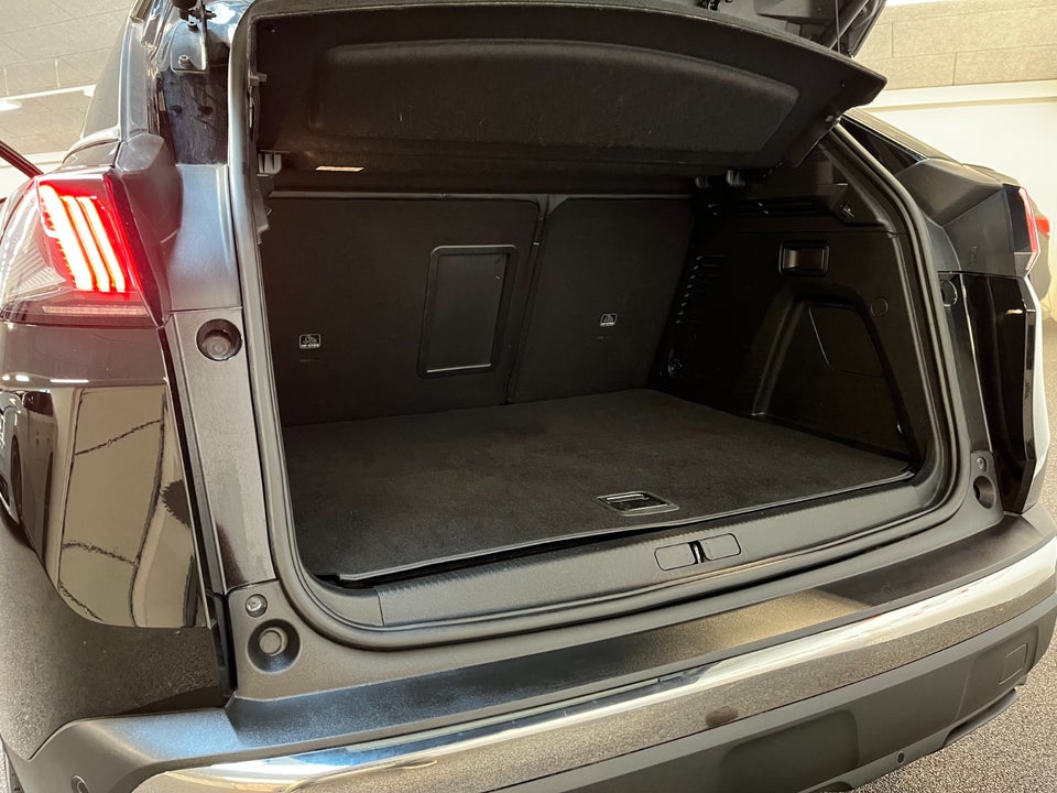 Peugeot 3008 1,6 Hybrid Selection Sport EAT8 5d