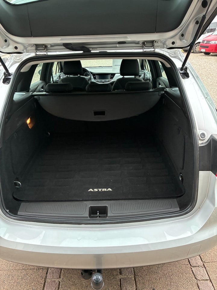 Opel Astra 1,2 T 110 Edition Sports Tourer 5d