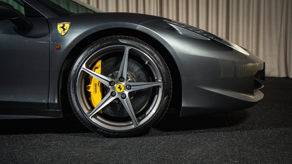 Ferrari 458 4,5 Spider DCT 2d