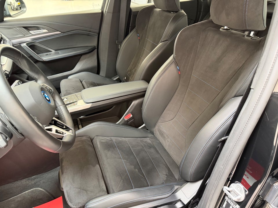 BMW iX1 xDrive30 M-Sport 5d