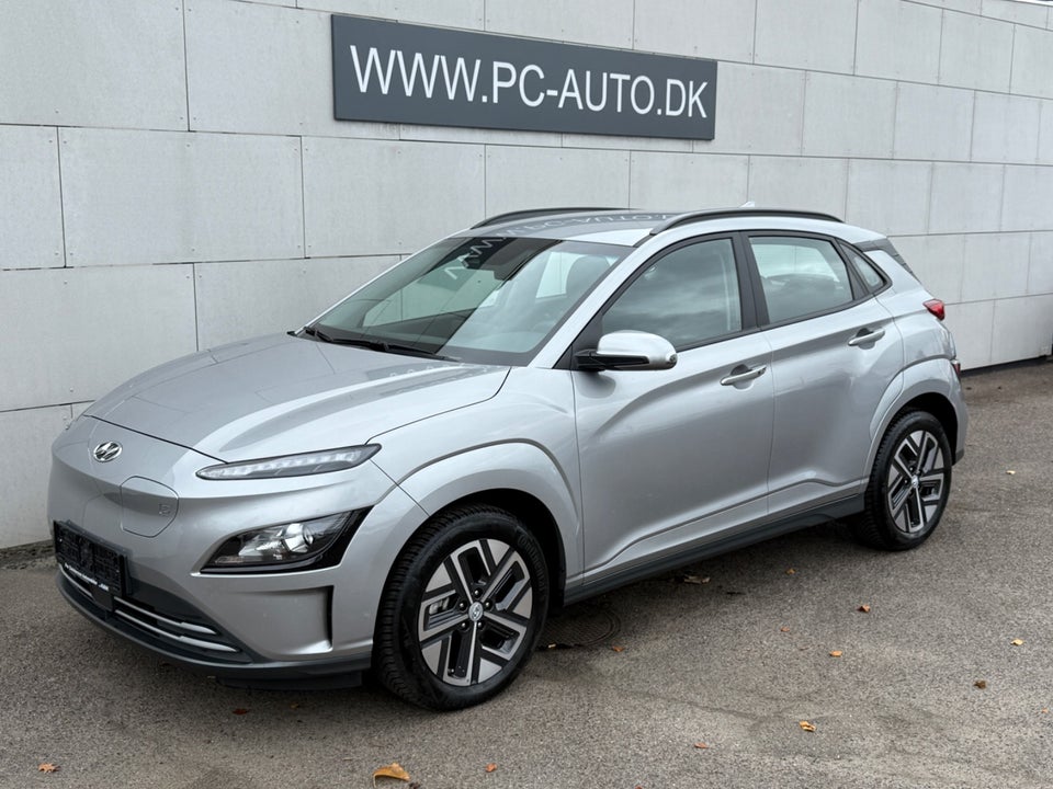 Hyundai Kona 39 EV Essential 5d