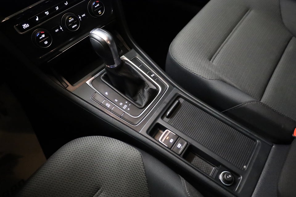 VW Golf VII 1,4 TSi 125 Comfortline DSG 5d