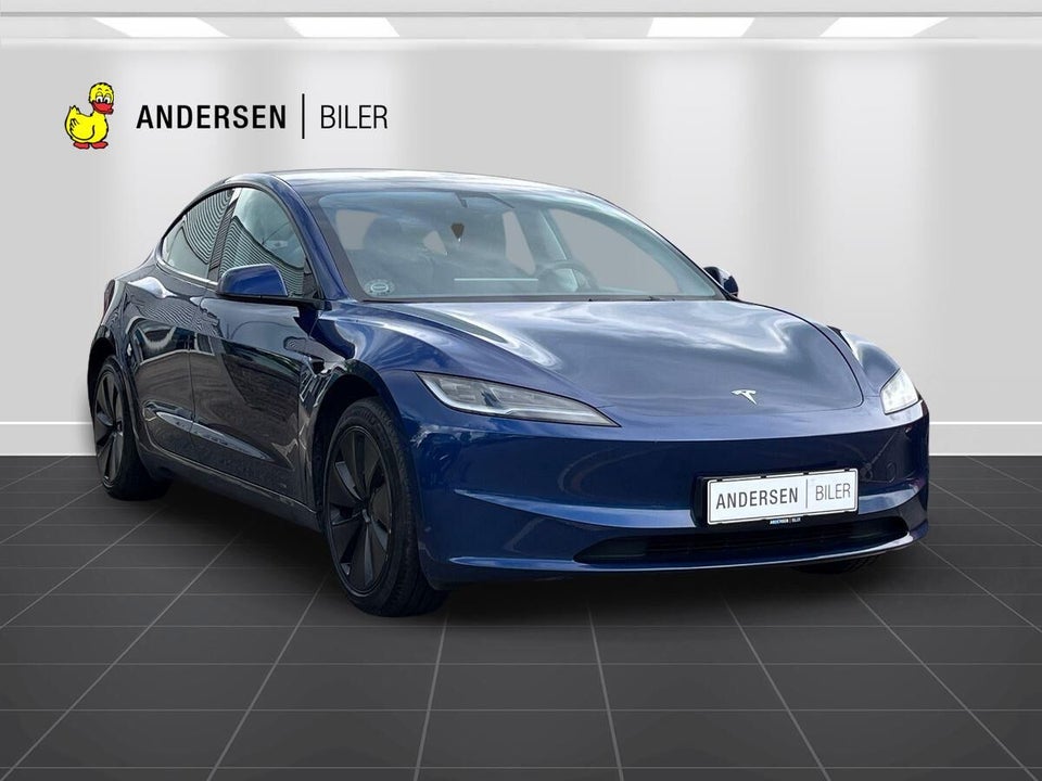 Tesla Model 3 RWD 4d