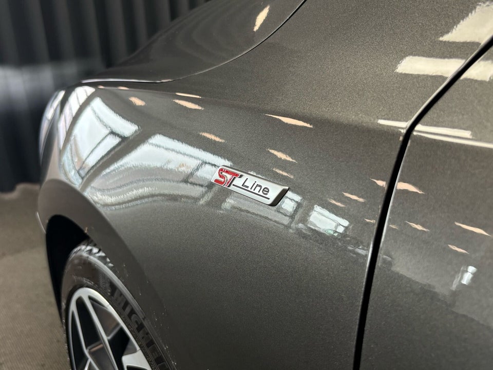 Ford Focus 1,0 EcoBoost ST-Line 5d