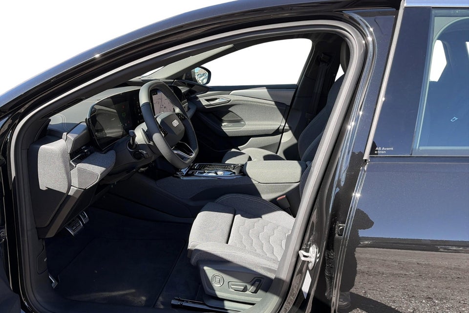 Audi A6 e-tron S-line plus performance Avant 5d