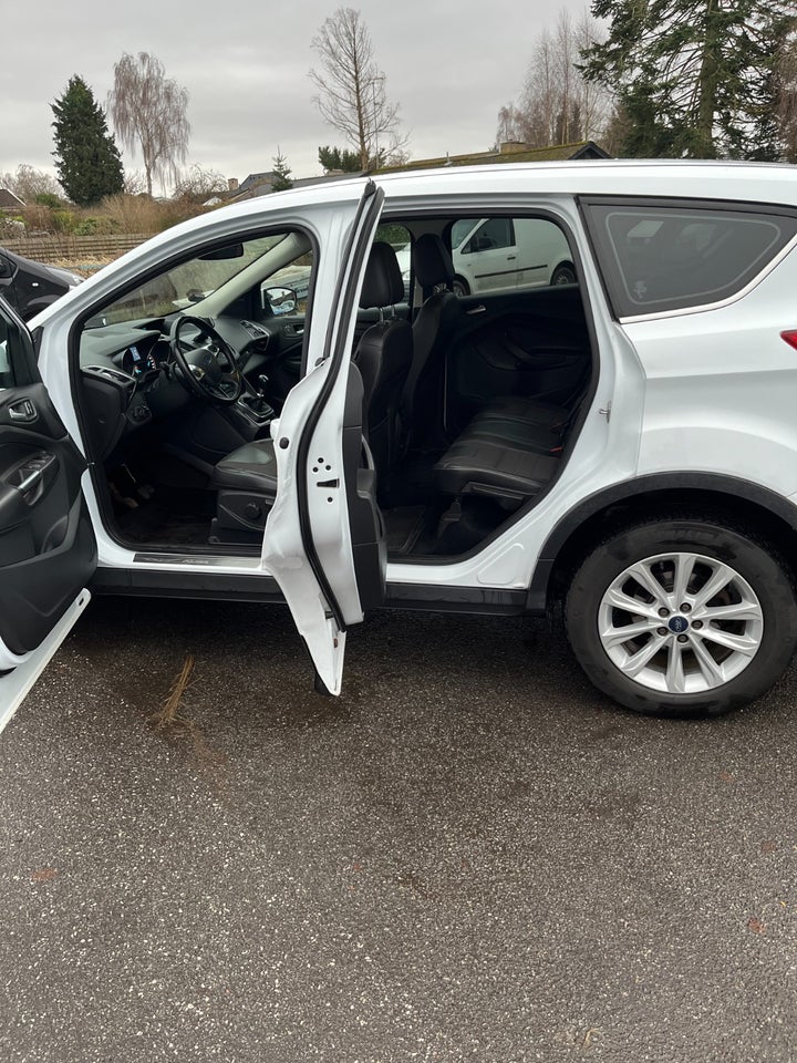 Ford Kuga 1,5 SCTi 150 Titanium 5d
