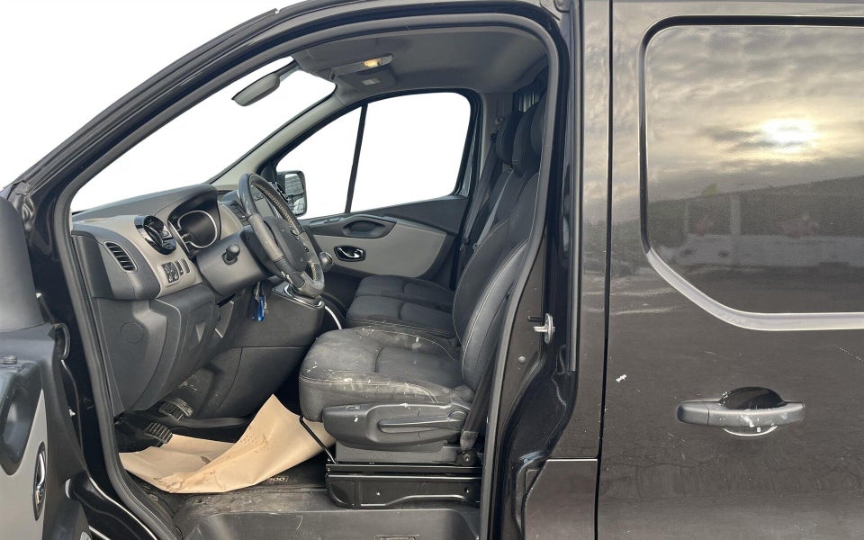 Nissan NV300 1,6 dCi 125 L2H1 Working Star