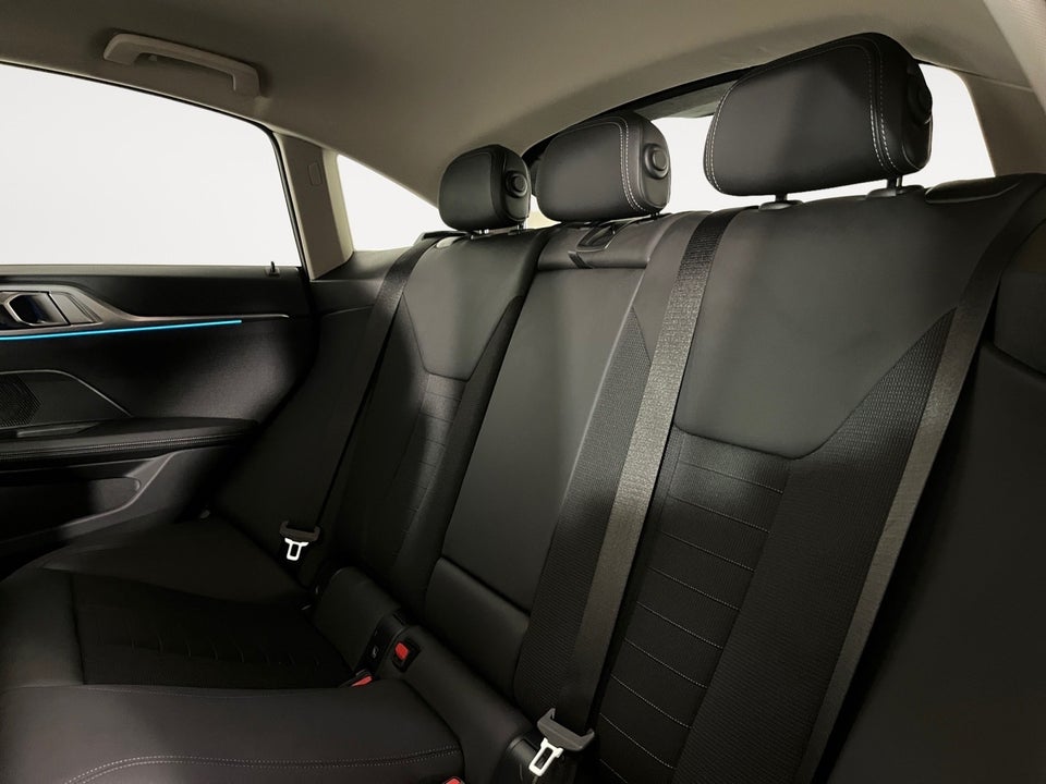 BMW i4 eDrive40 Charged Plus 5d