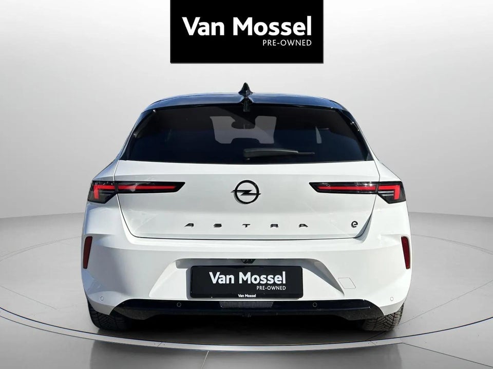 Opel Astra-e 54 Ultimate 5d