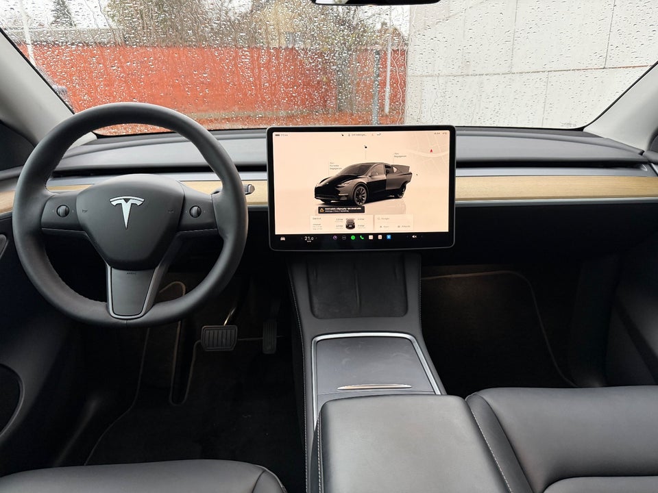 Tesla Model Y RWD 5d