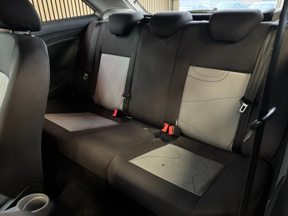 Seat Ibiza 1,2 12V 70 Reference SC 3d