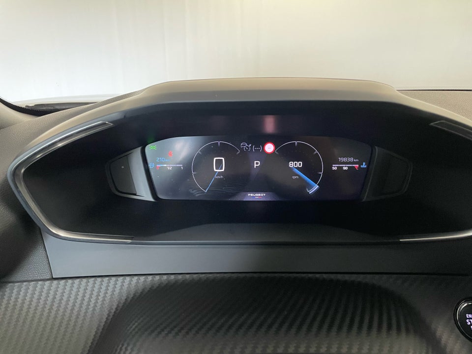 Peugeot 2008 1,2 PureTech 130 Allure EAT8 5d
