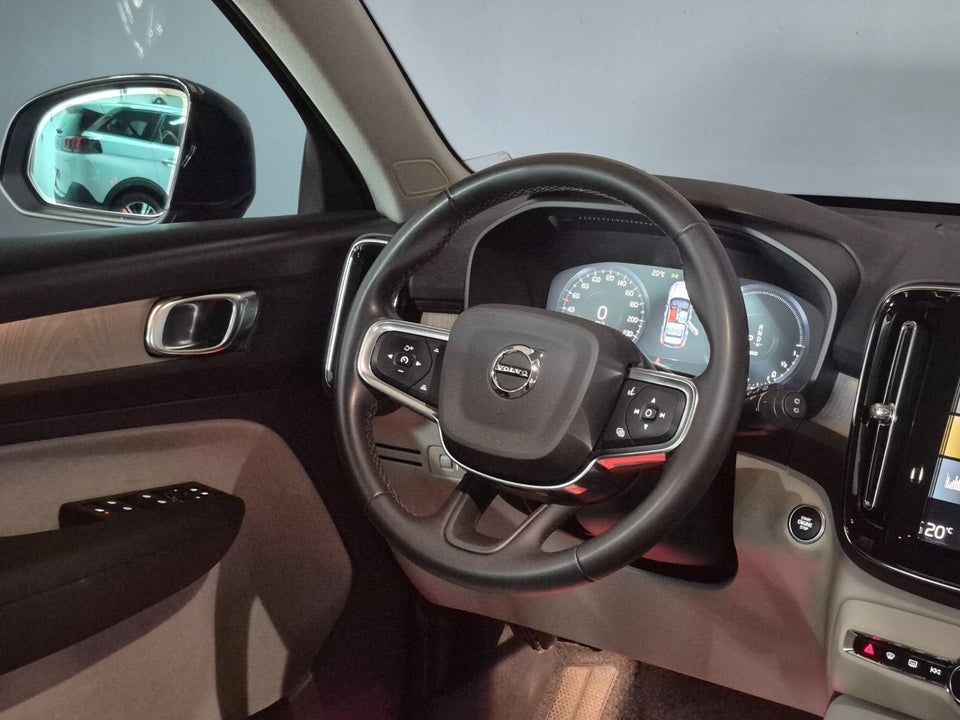 Volvo XC40 1,5 T4 ReCharge Inscription aut. 5d
