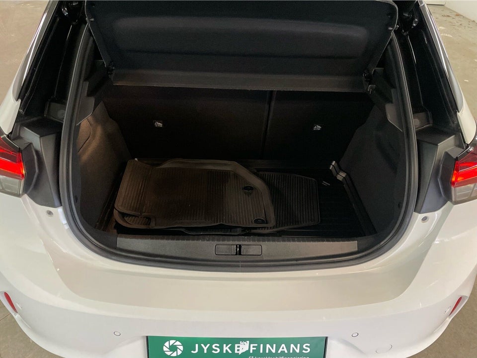 Opel Corsa 1,2 T 100 Elegance Sky 5d