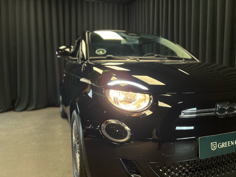 Fiat 500e 42 Icon 3d