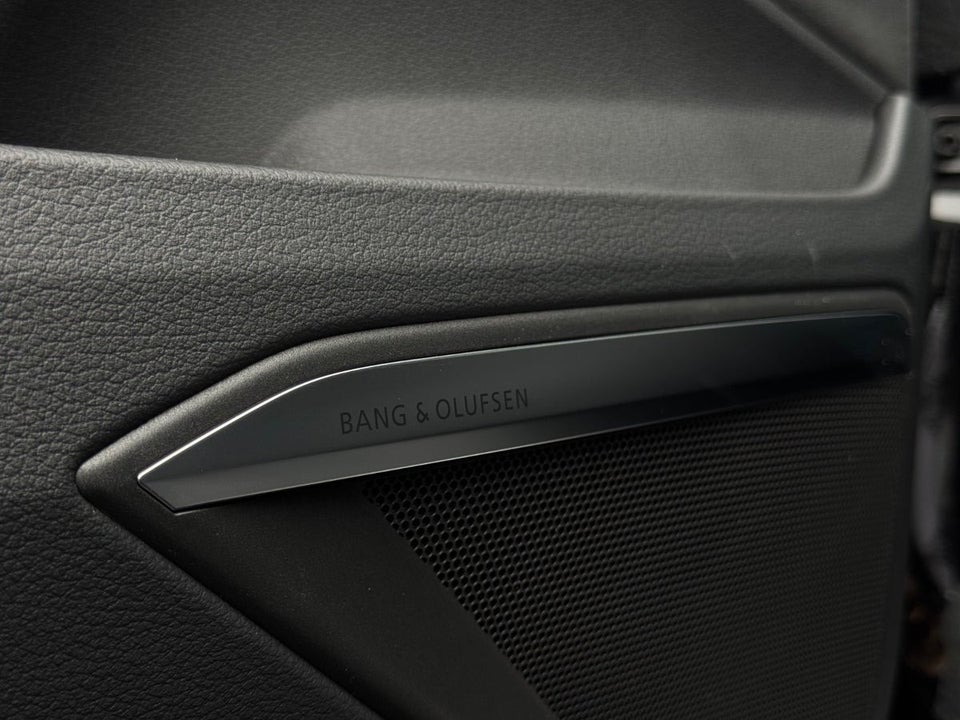 Audi e-tron 55 S-line quattro 5d