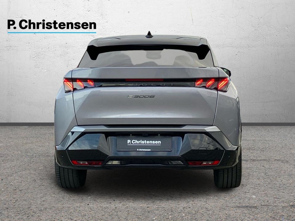 Peugeot e-3008 77 GT 5d