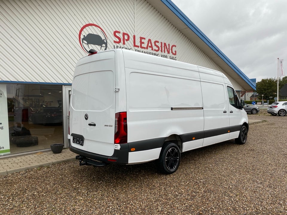 Mercedes Sprinter 319 3,0 CDi A3 Kassevogn aut. RWD