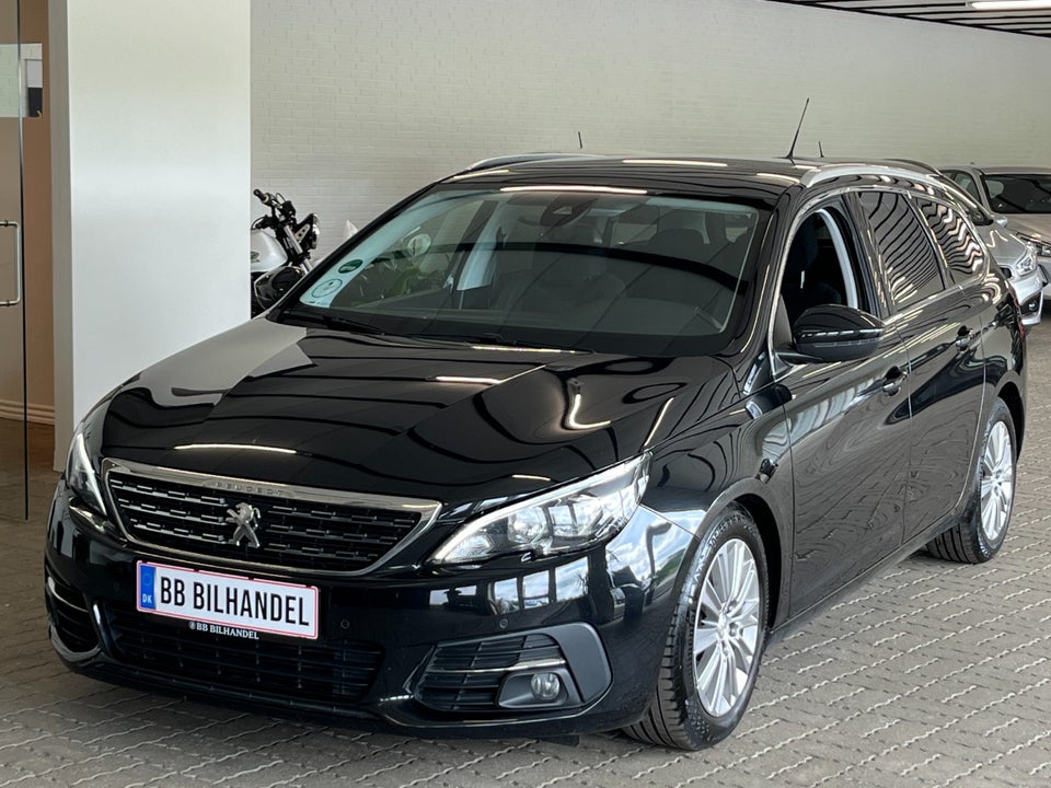 Peugeot 308 1,6 BlueHDi 120 Allure Sky SW 5d