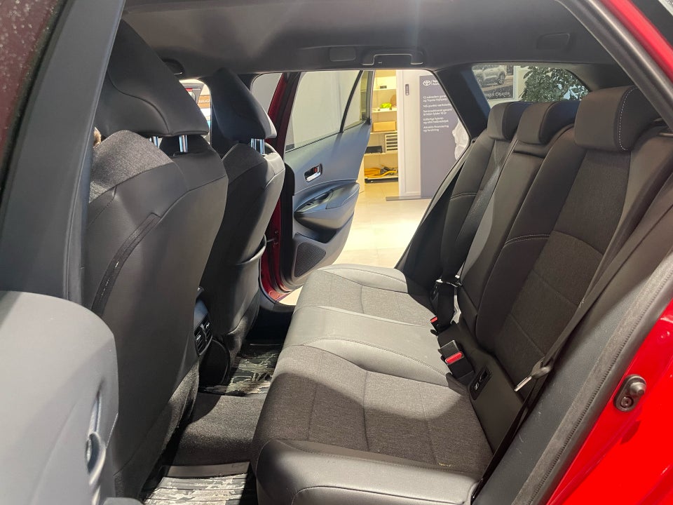 Toyota Corolla 1,8 Hybrid Active Premium Touring Sports MDS 5d