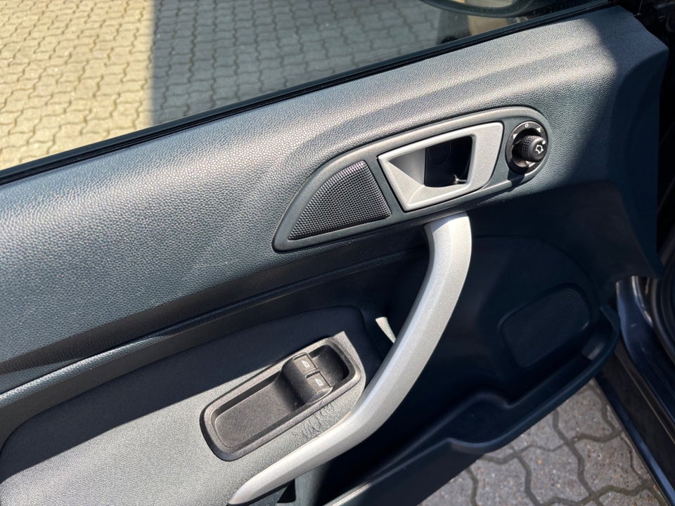 Ford Fiesta 1,25 60 Titanium 5d