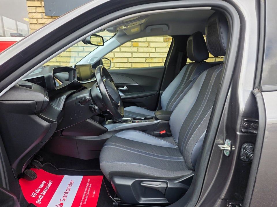 Peugeot 2008 1,2 PureTech 100 Allure 5d
