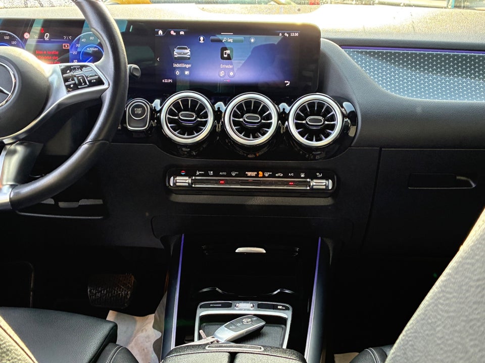 Mercedes EQA250+ Progressive 5d