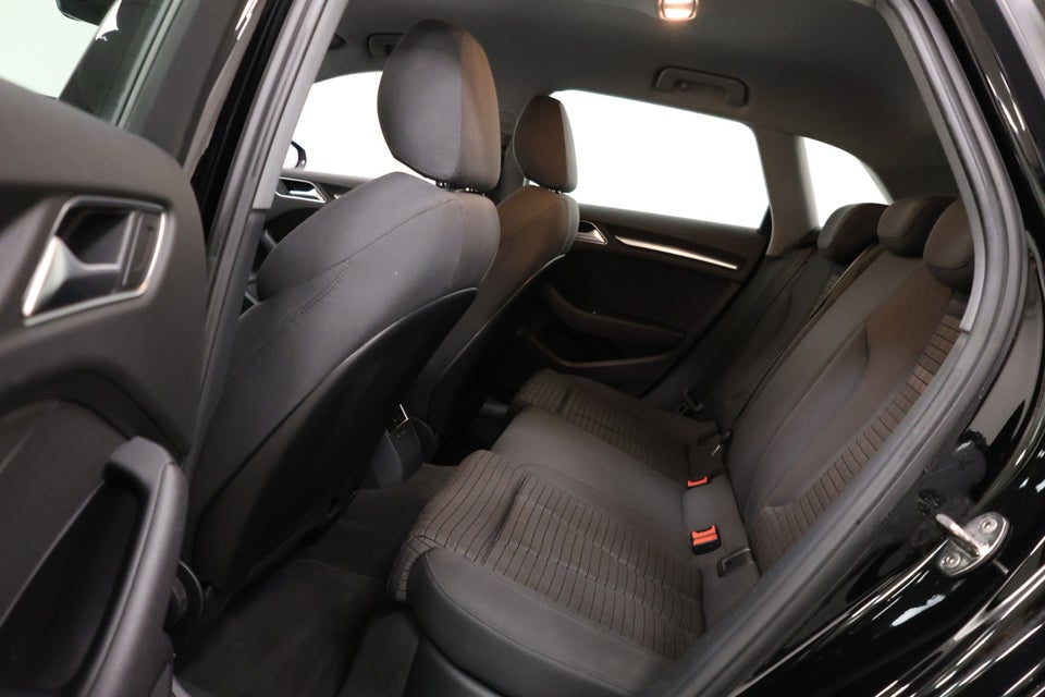 Audi A3 40 TFSi Sport S-tr. 4d
