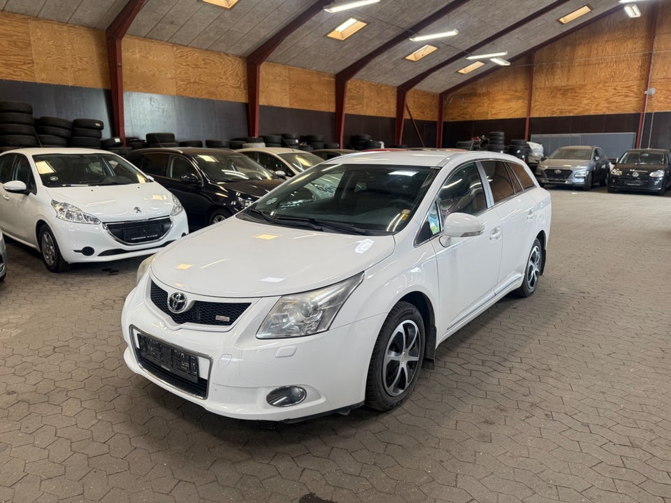 Toyota Avensis 1,8 VVT-i T3 stc. 5d