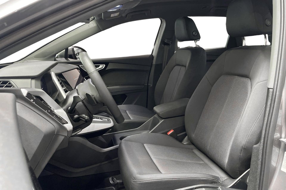 Audi Q4 e-tron 45 Progress 5d
