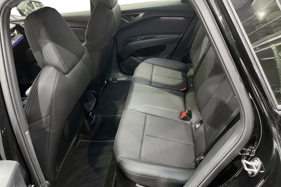 Audi Q4 e-tron 45 Progress 5d