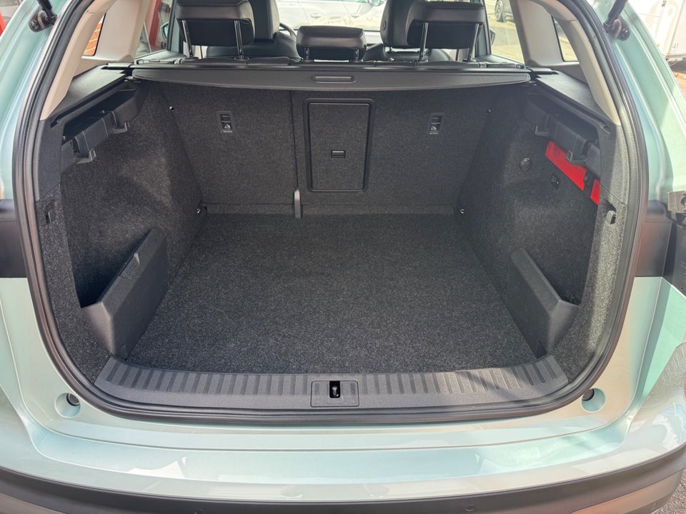 Skoda Enyaq 60 iV Suite 5d