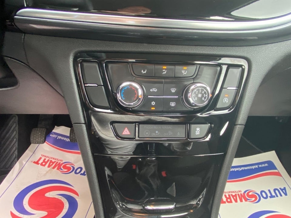 Opel Mokka X 1,6 Essentia 5d