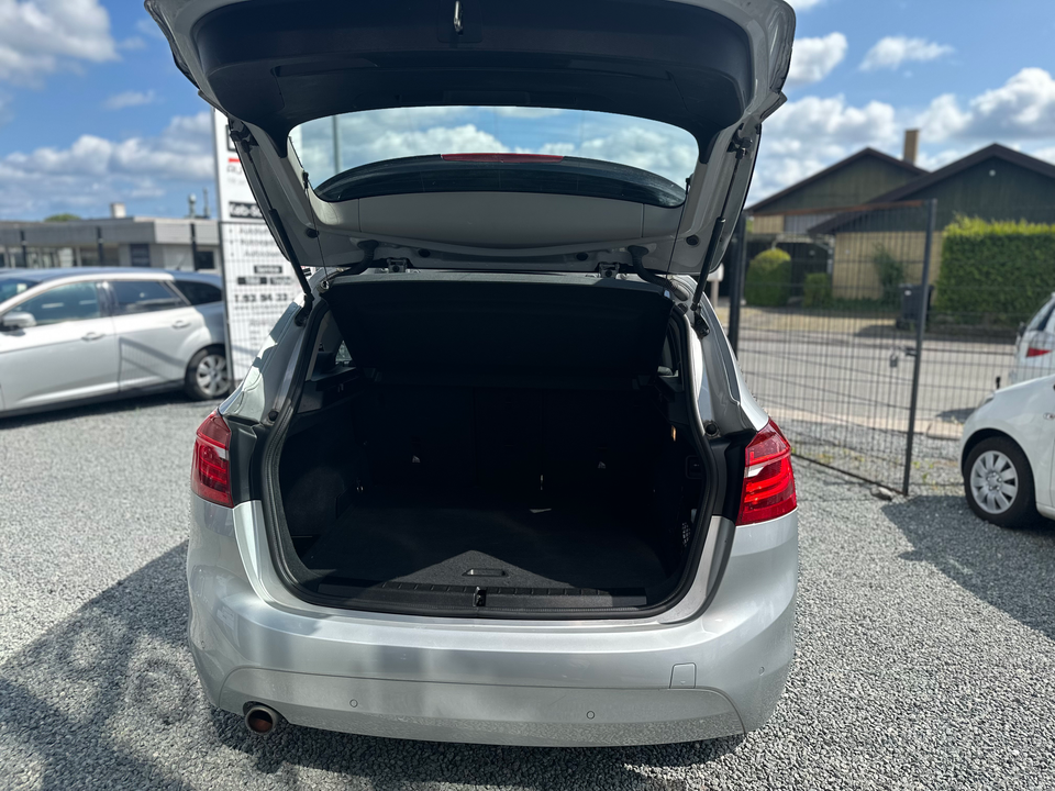 BMW 218d 2,0 Active Tourer 5d