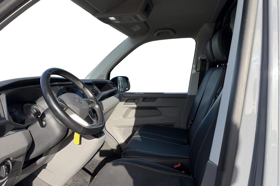 VW Transporter 2,0 TDi 150 Kassevogn DSG lang