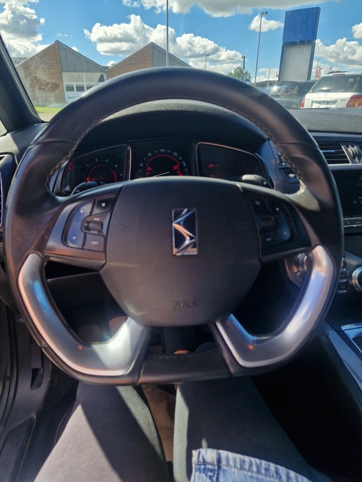 Citroën DS5 1,6 e-HDi 112 Style E6G 5d