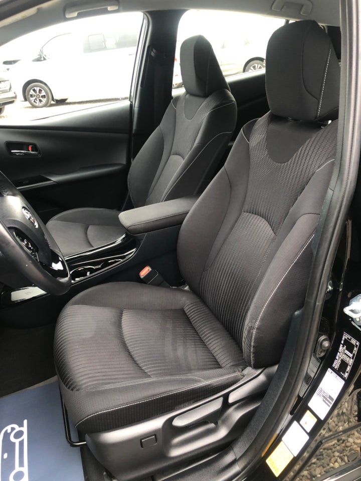 Toyota Prius 1,8 Plug-in Hybrid H3 Smart MDS 5d