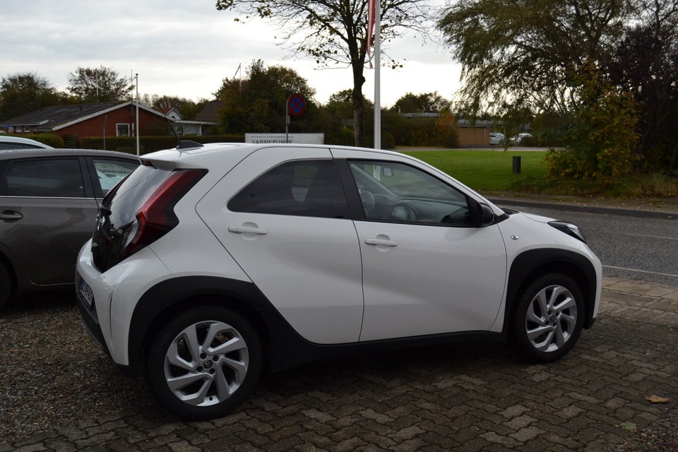 Toyota Aygo X 1,0 Air Active 5d