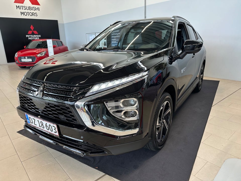 Mitsubishi Eclipse Cross 2,4 PHEV Black Edition CVT 4WD 5d