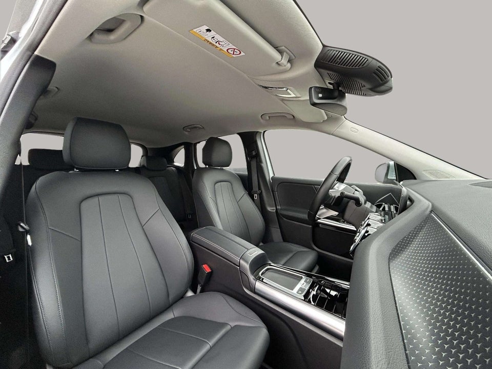 Mercedes EQA250+ Progressive 5d