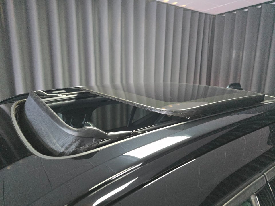 Volvo XC40 P8 ReCharge Twin R-Design 5d