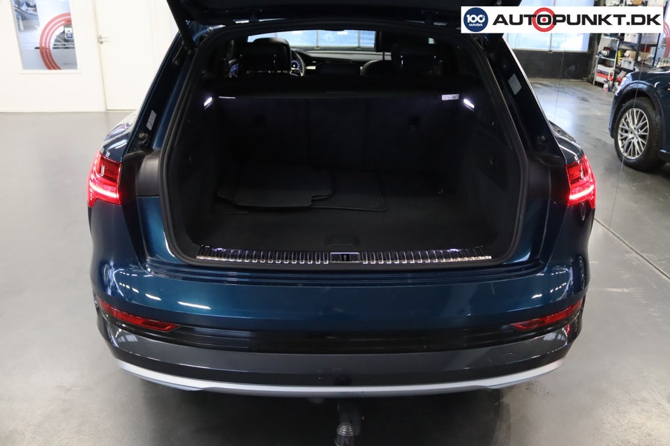 Audi e-tron 55 S-line quattro 5d